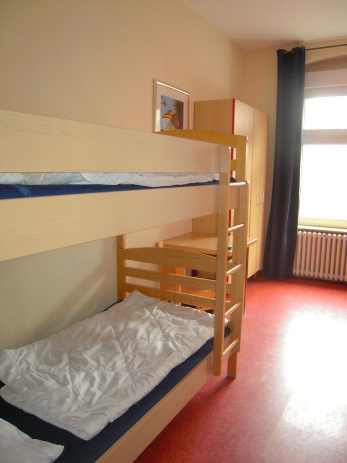 Happy Go Lucky Hotel + Hostel Schoneberg Berlin Exterior photo