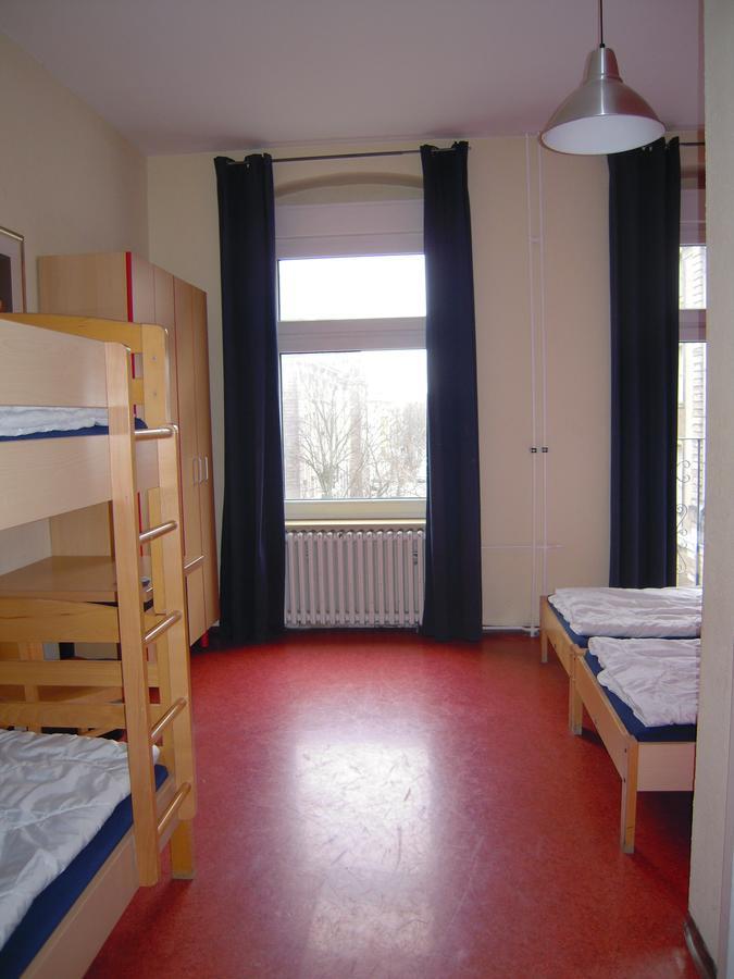 Happy Go Lucky Hotel + Hostel Schoneberg Berlin Exterior photo